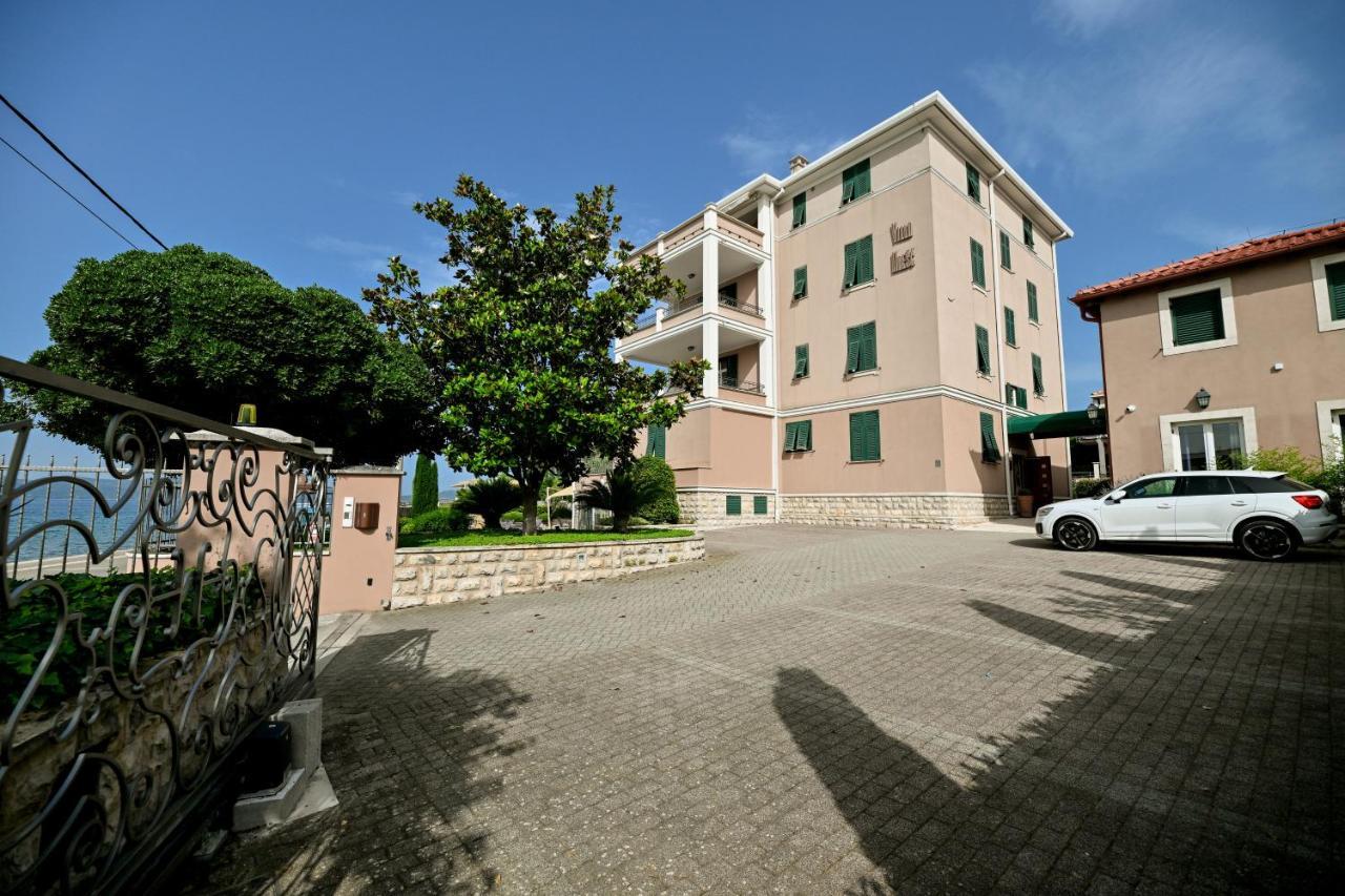 Villa Hresc M Задар Екстериор снимка